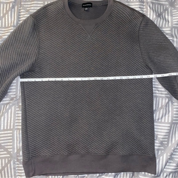 Club Monaco Sweater Medium - Picture 6 of 6
